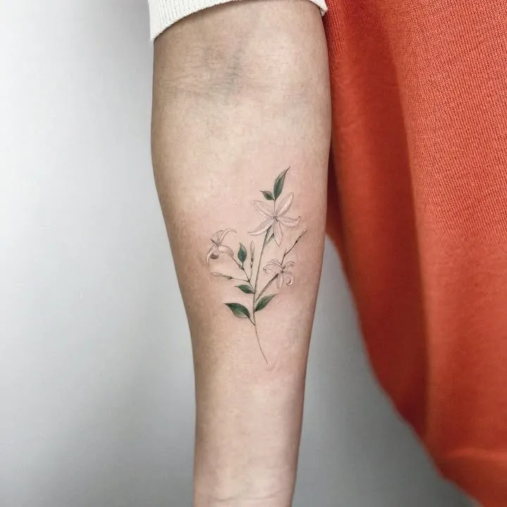 27 Jasmine Tattoos That Blossom with Grace